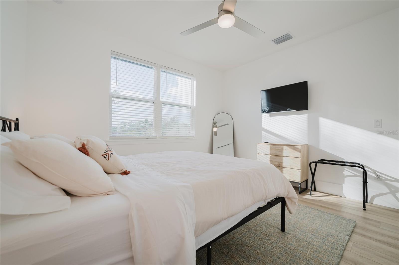 HIGHLAND PINES - Residential