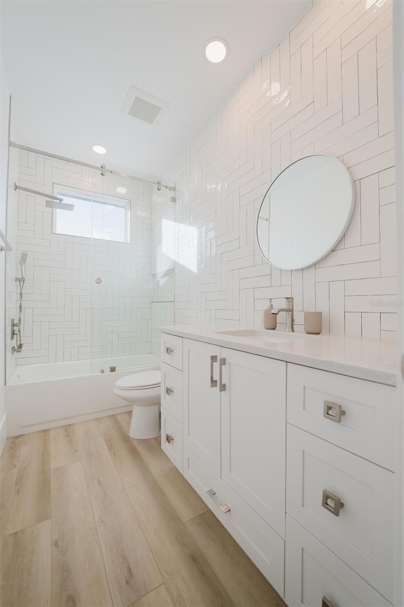 HIGHLAND PINES - Residential