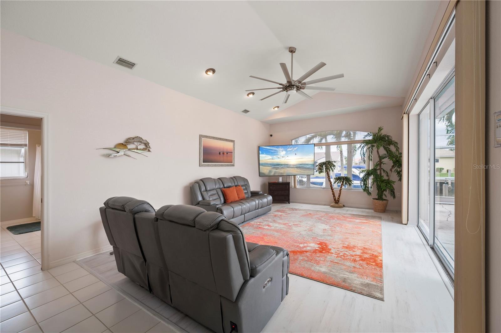 PUNTA GORDA ISLES SEC 07 - Residential