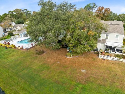 A home in WINTER SPRINGS