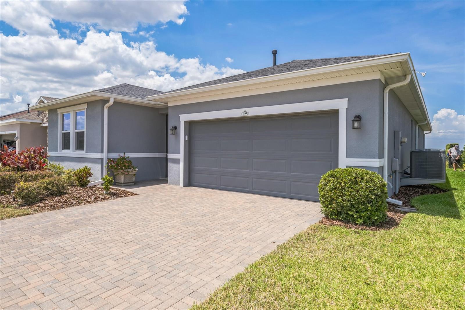525 NARROW VIEW LANE