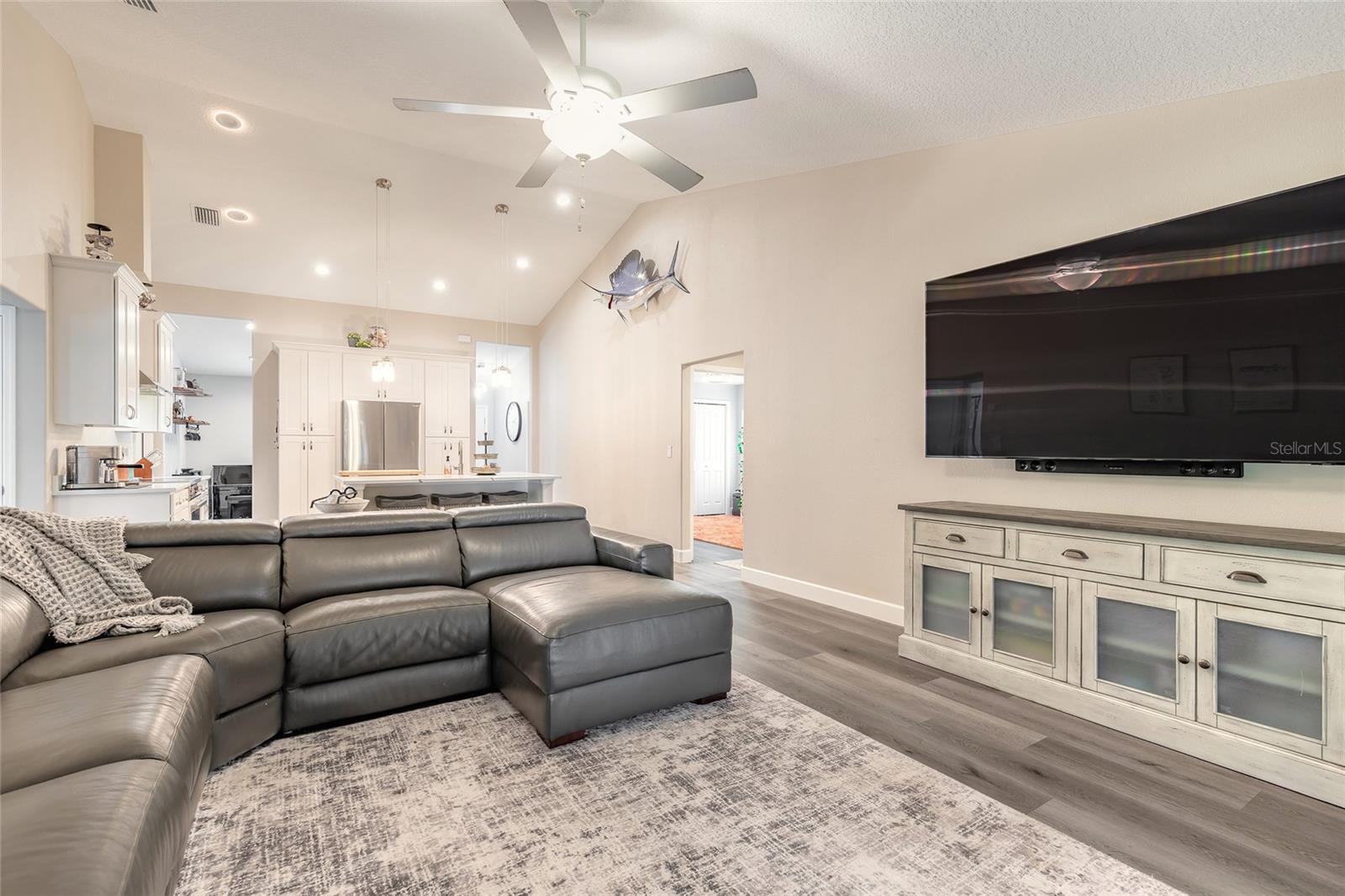 INDIAN RIVER PARK - Residential