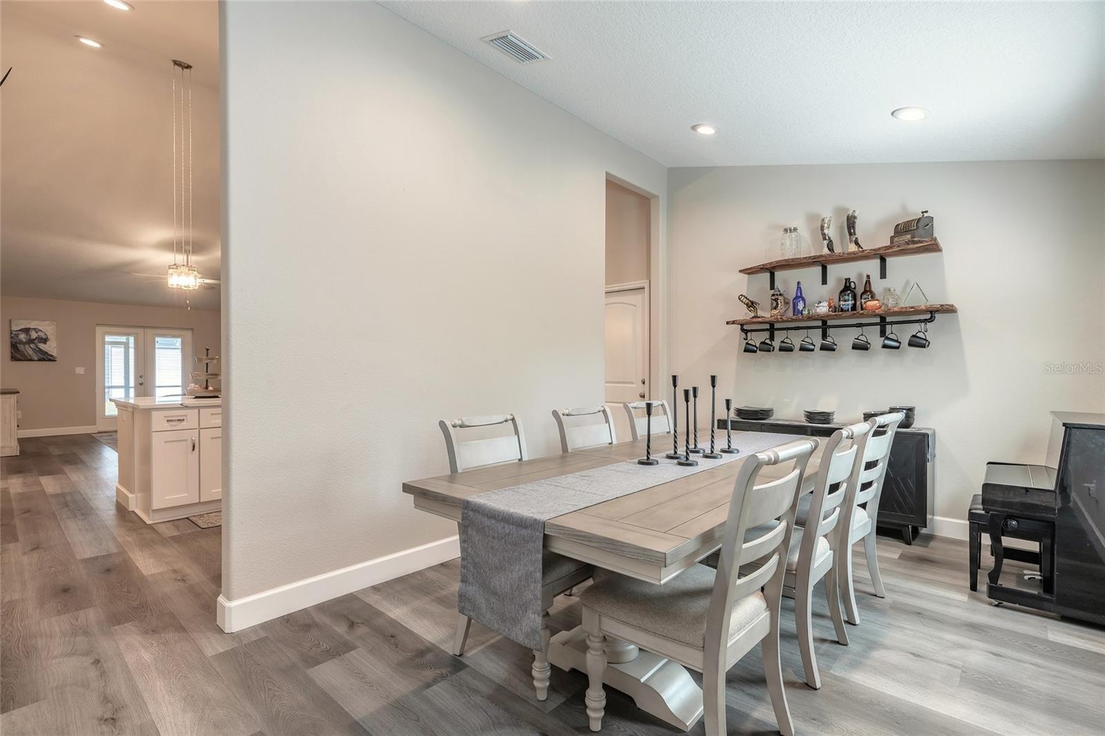 INDIAN RIVER PARK - Residential