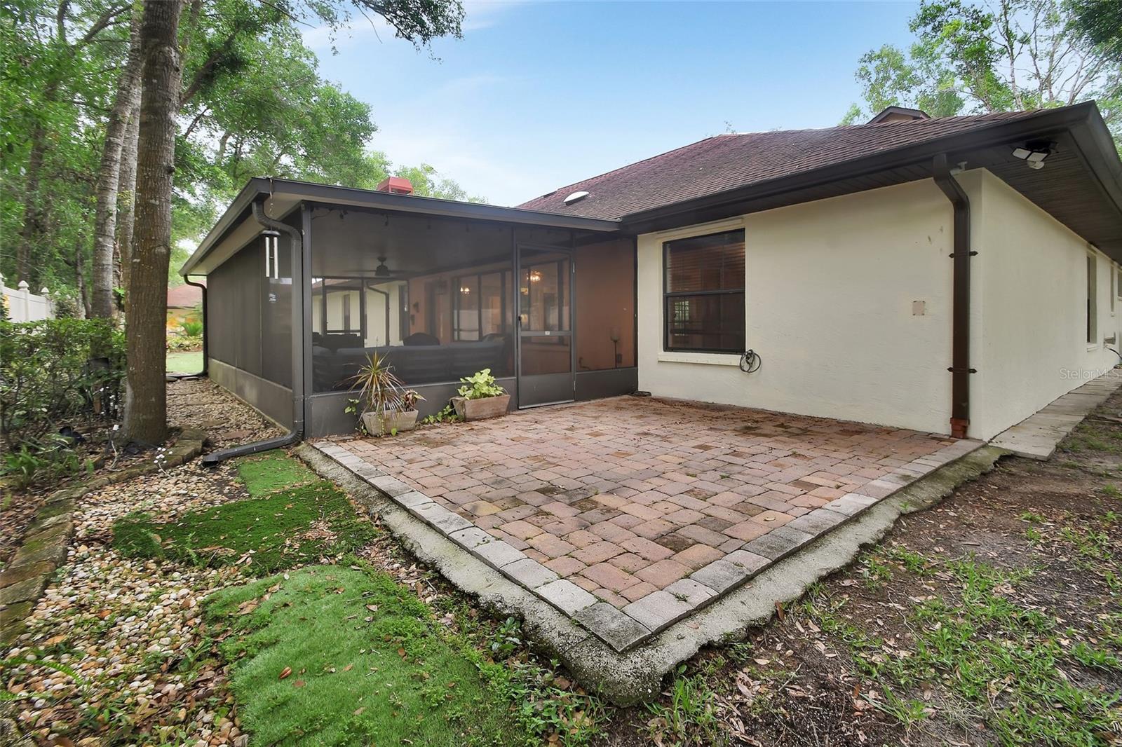 GLEN OAKS REP 01 - Residential