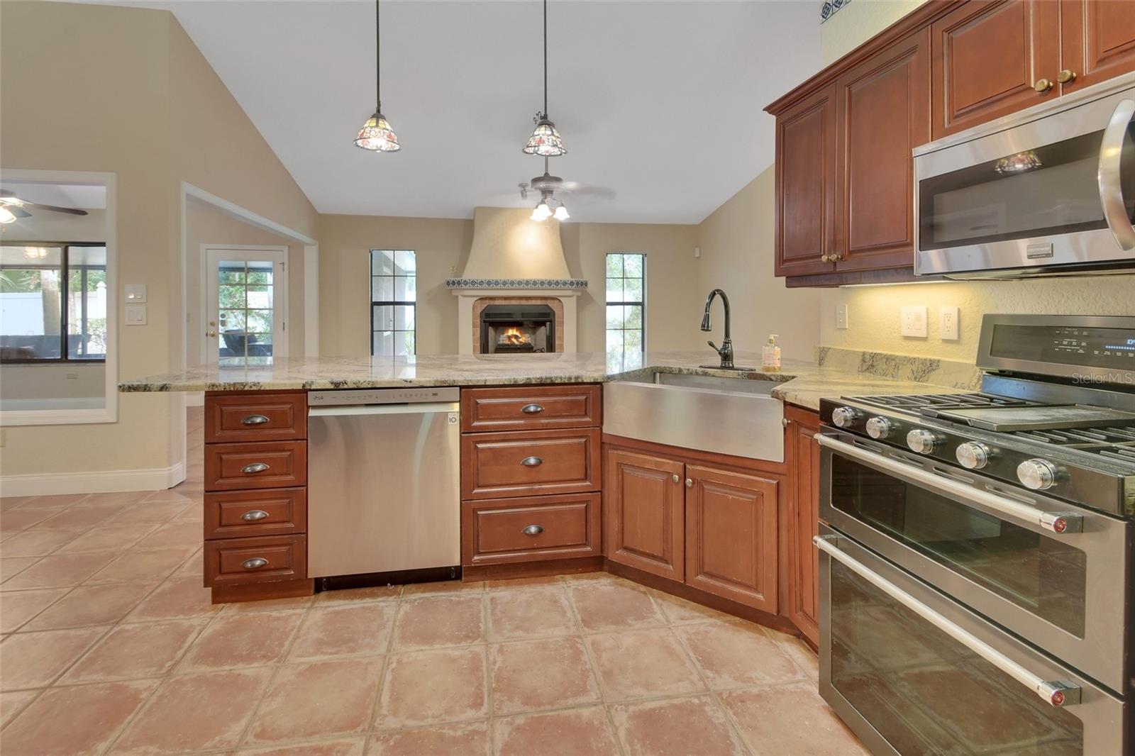 GLEN OAKS REP 01 - Residential