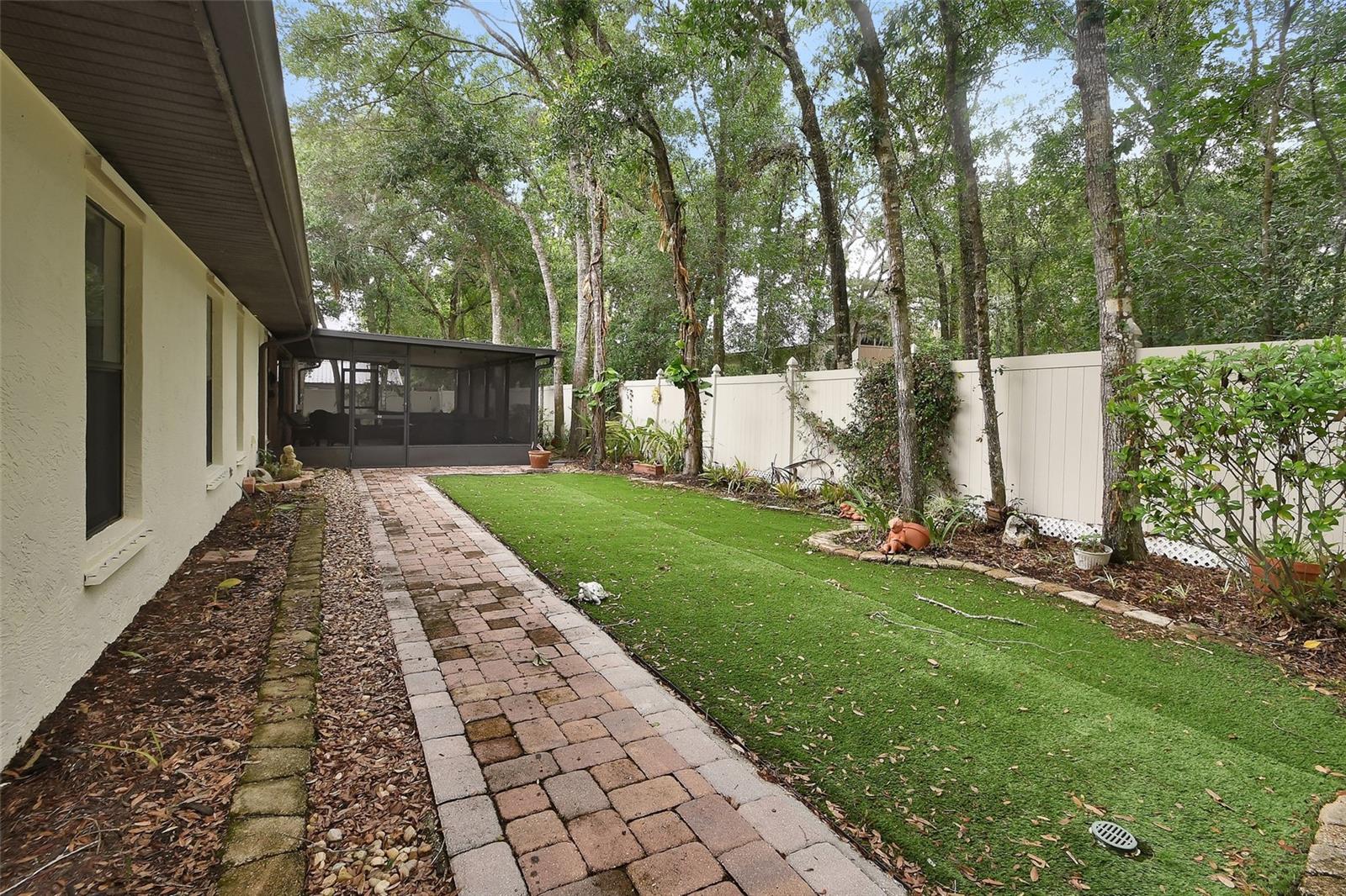 GLEN OAKS REP 01 - Residential