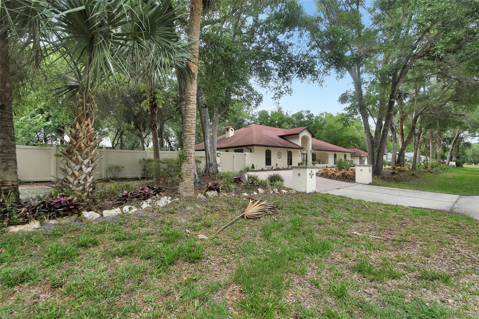 GLEN OAKS REP 01 - Residential