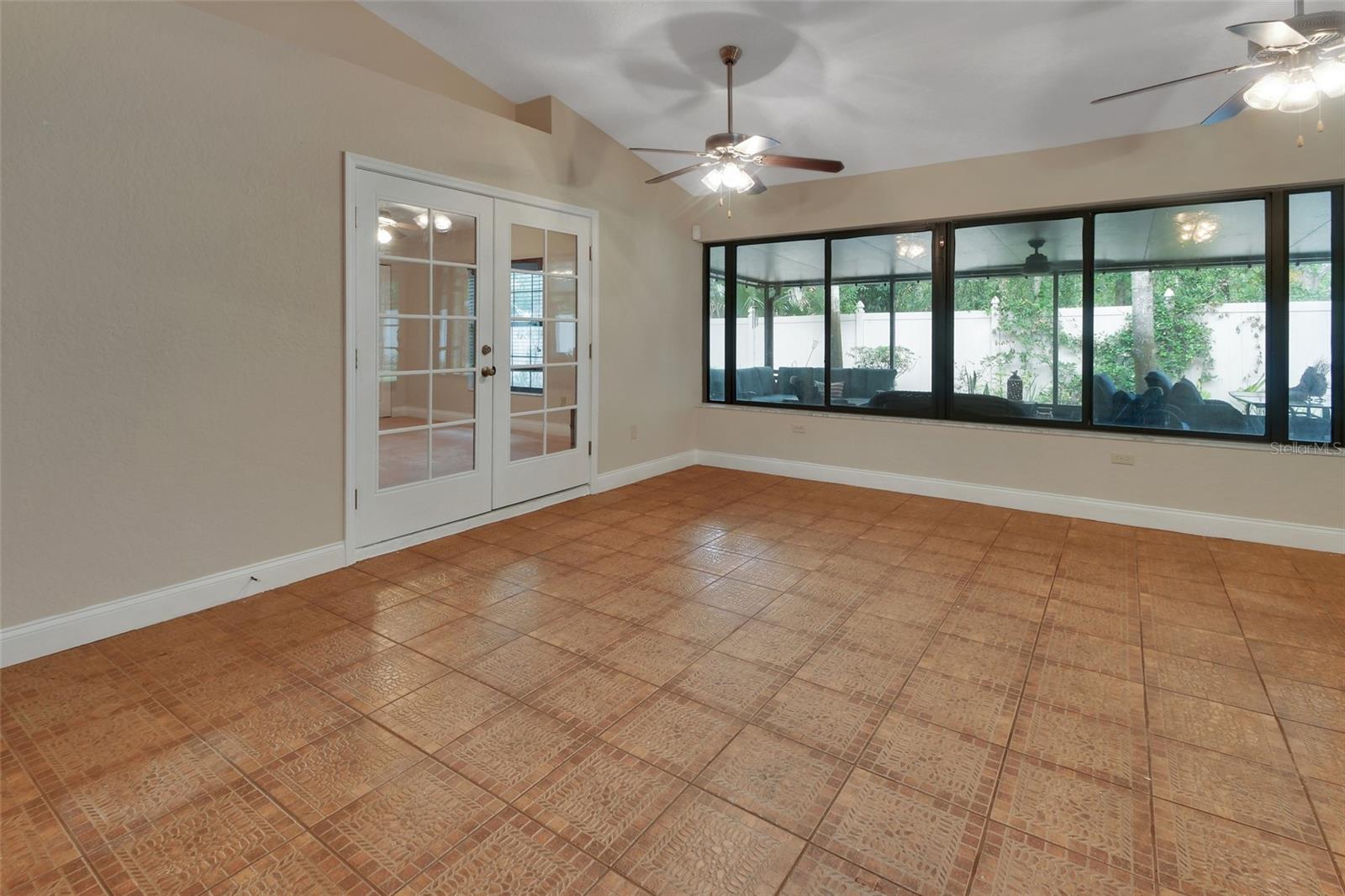 GLEN OAKS REP 01 - Residential