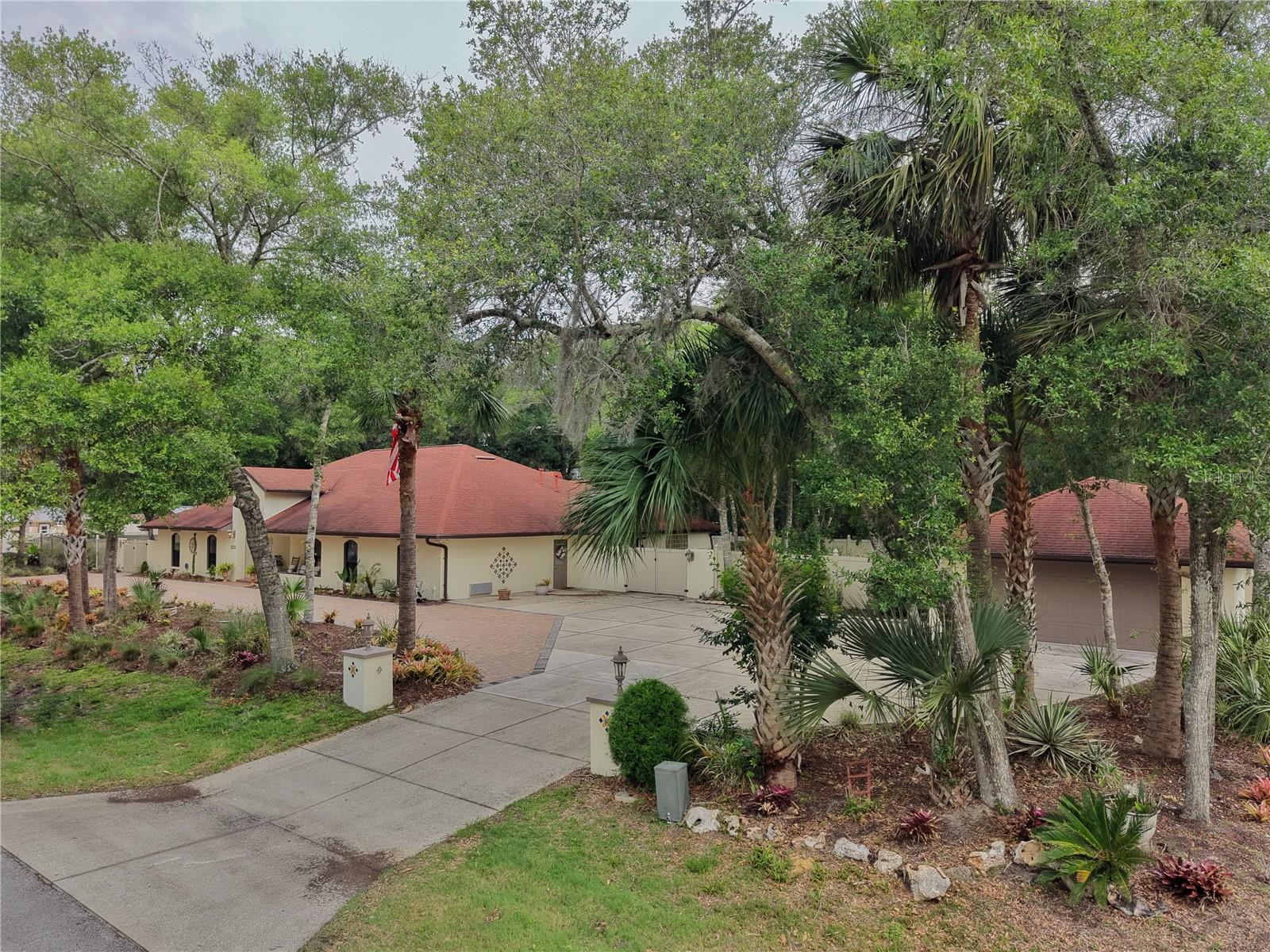 GLEN OAKS REP 01 - Residential