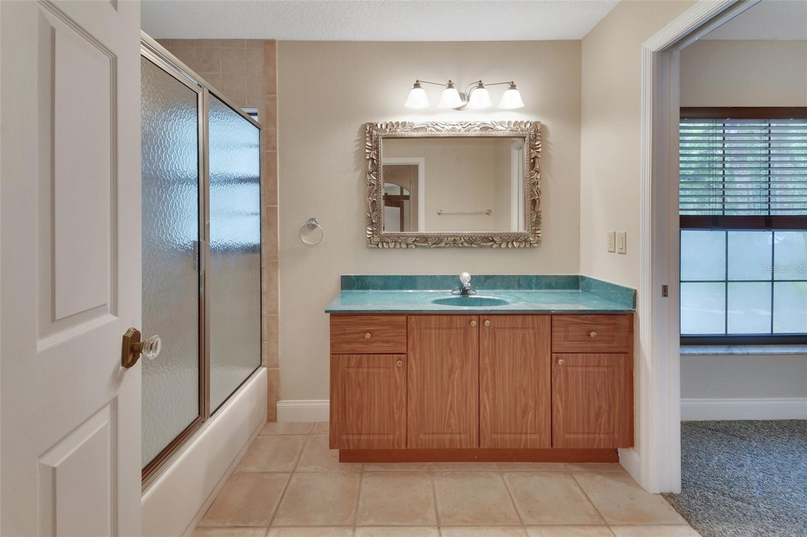 GLEN OAKS REP 01 - Residential