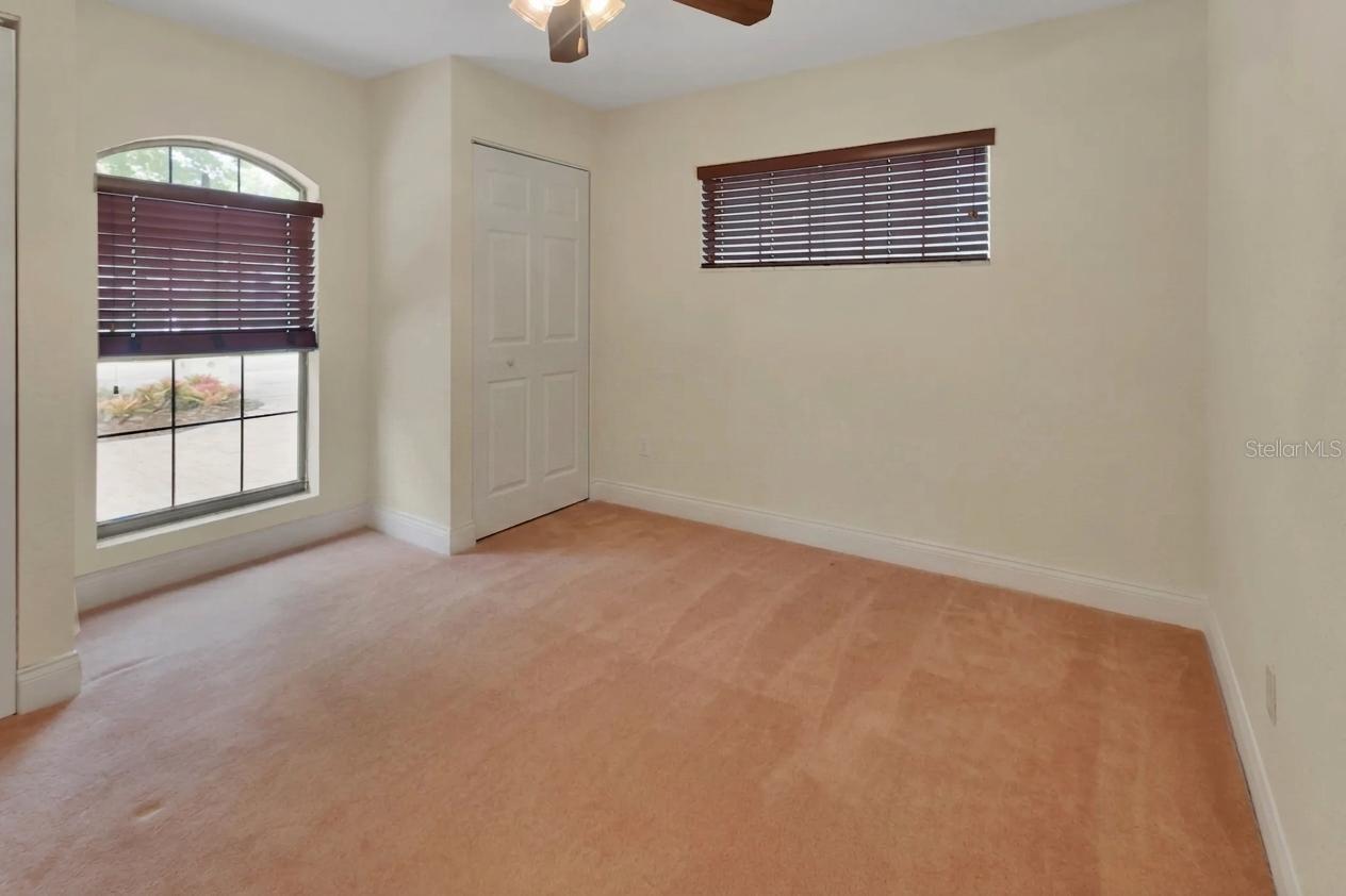 GLEN OAKS REP 01 - Residential