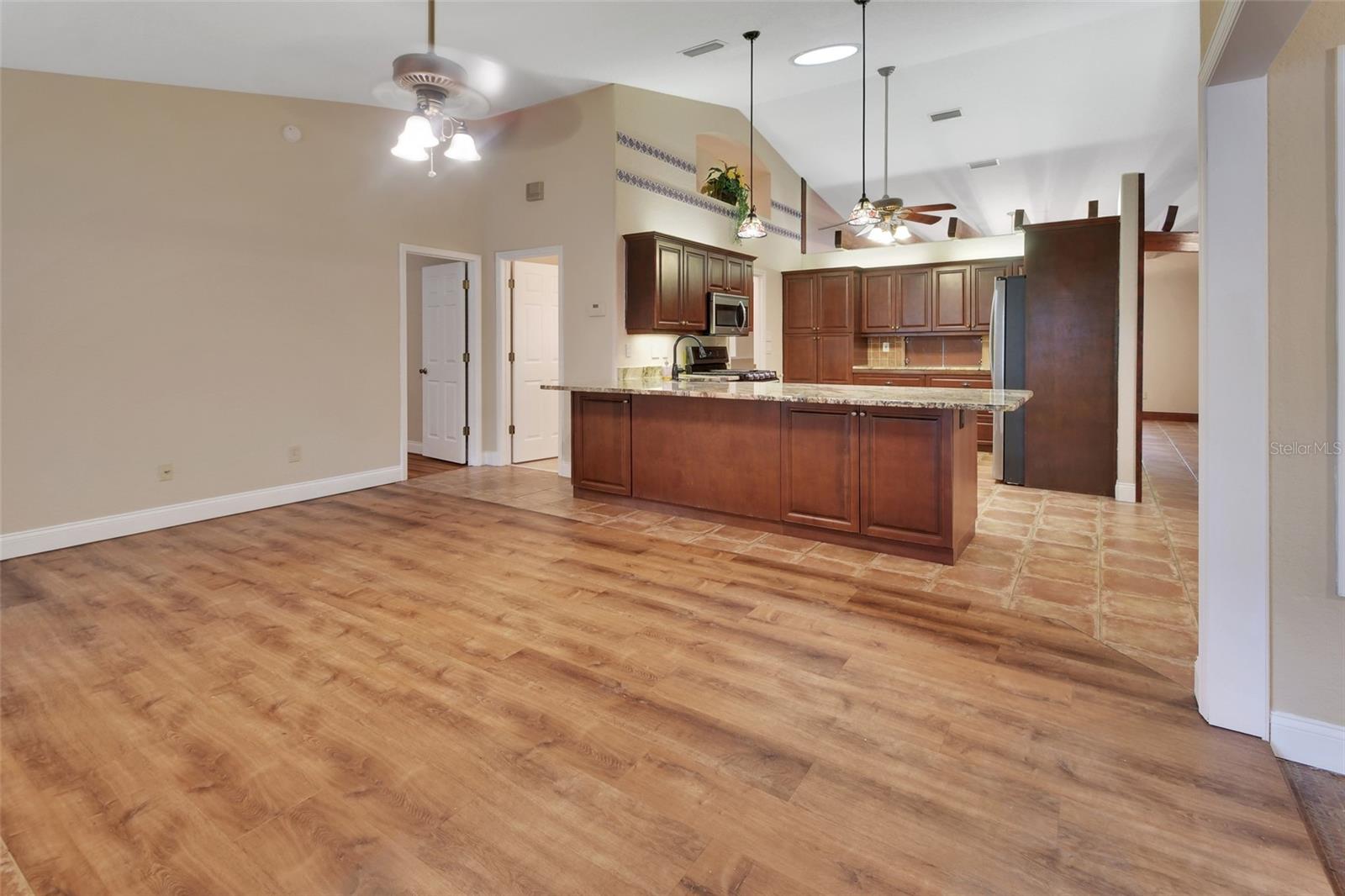 GLEN OAKS REP 01 - Residential