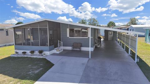Photo of 1811 Fox Hill Dr, Lakeland, FL 33810 (MLS # P4937666)