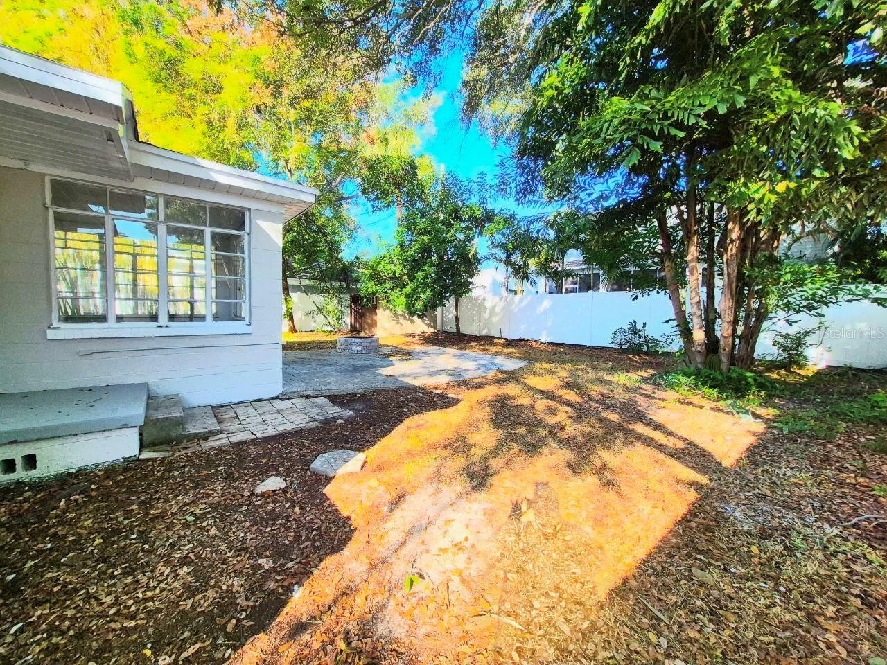 NORTH NEW SUBURB BEAUTIFUL - Residential Lease