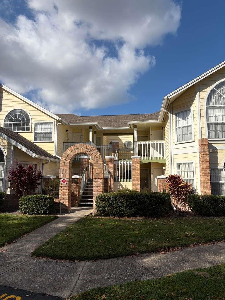 VILLAS AT LAGUNA BAY CONDO - Residential