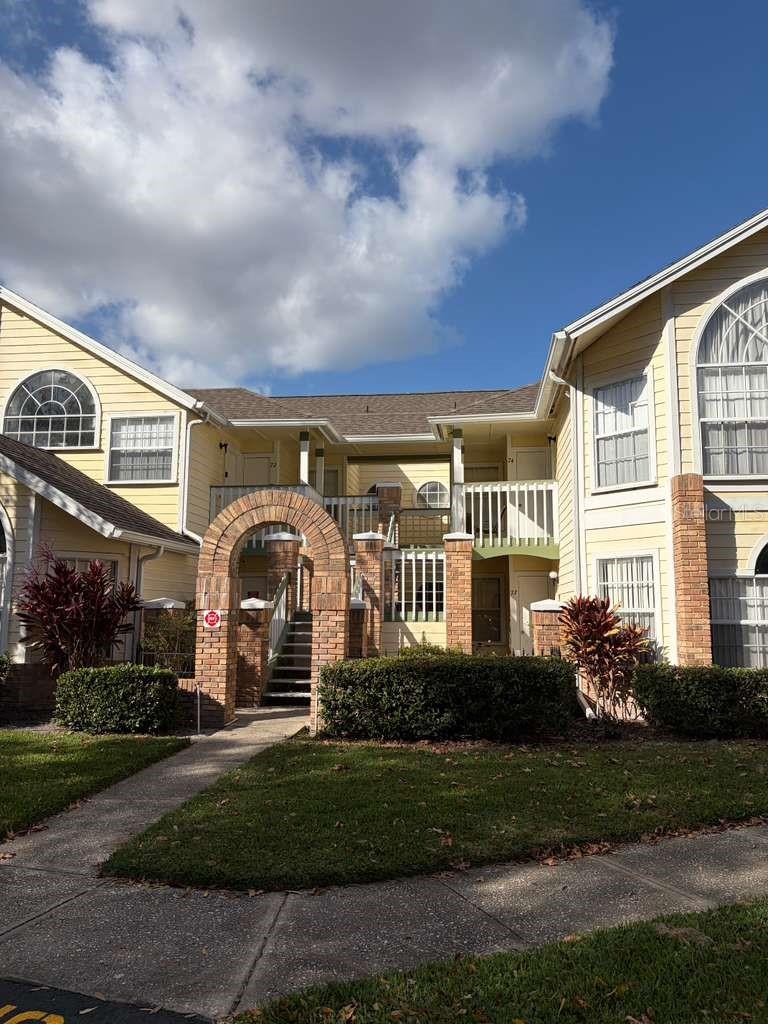 VILLAS AT LAGUNA BAY CONDO - Residential