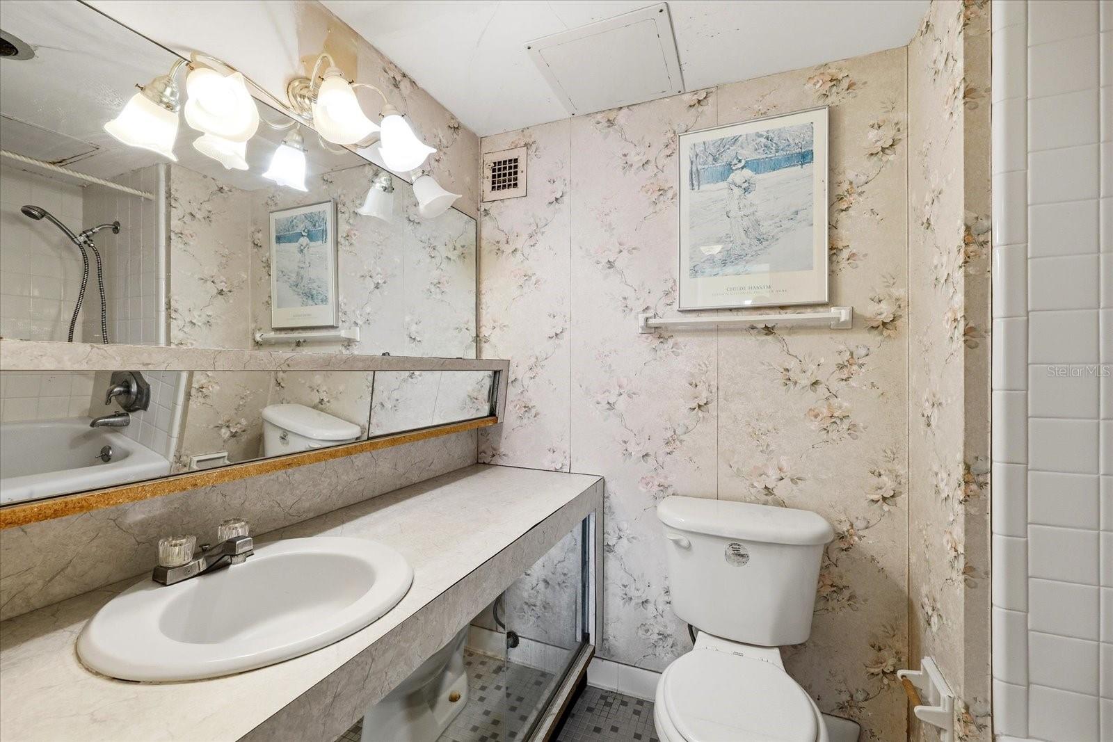 HORIZON HOUSE CO-OP - Residential