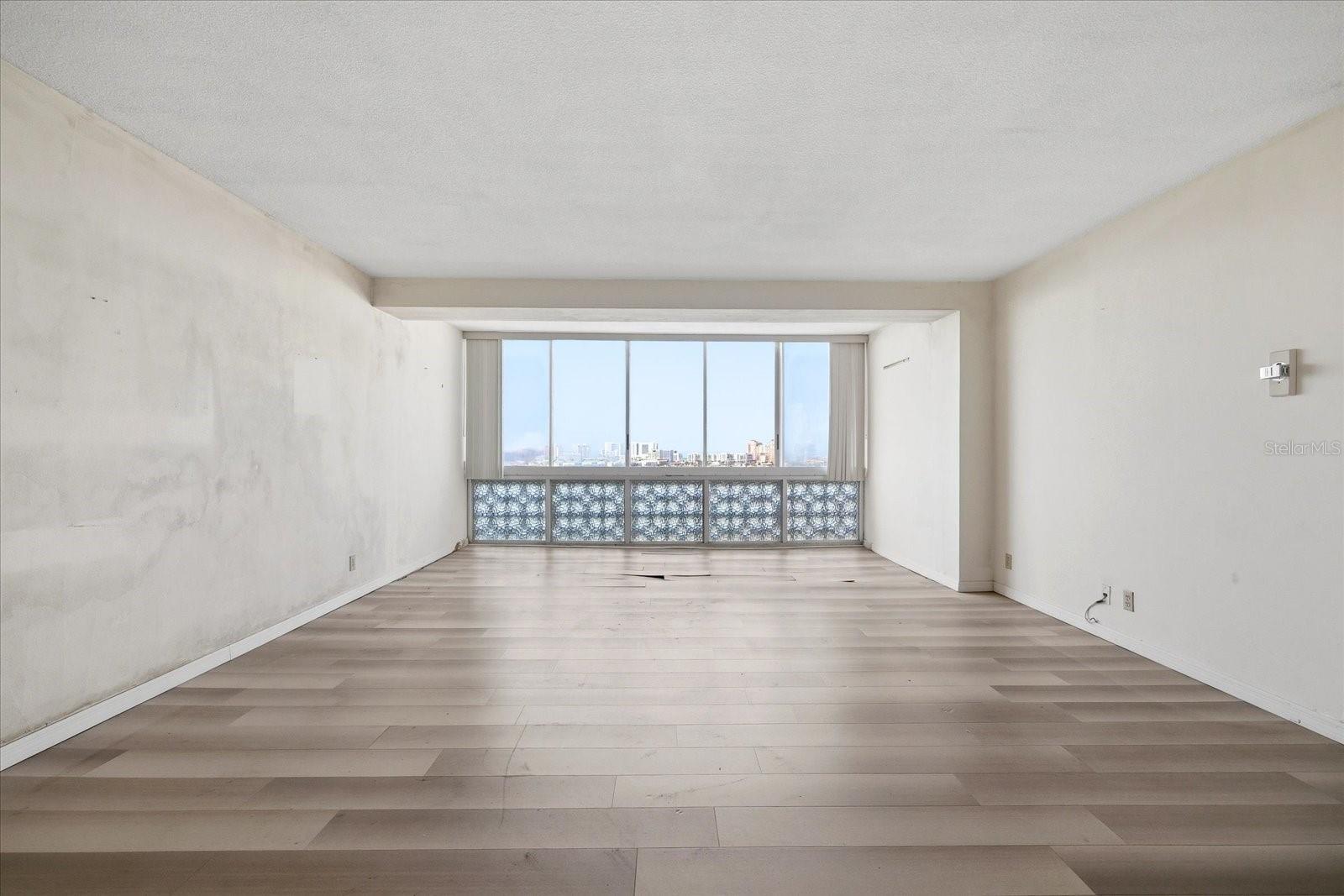 HORIZON HOUSE CO-OP - Residential