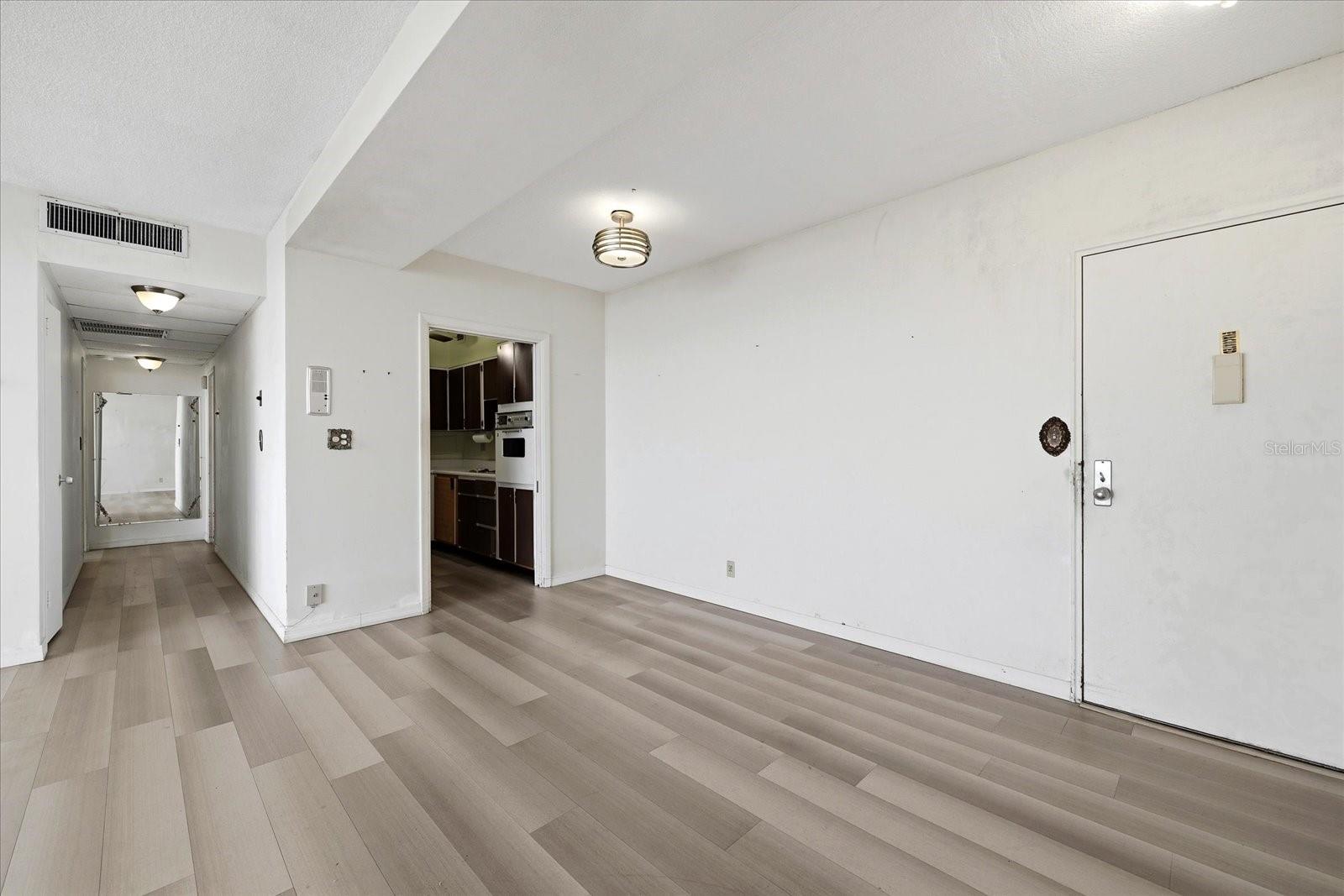 HORIZON HOUSE CO-OP - Residential