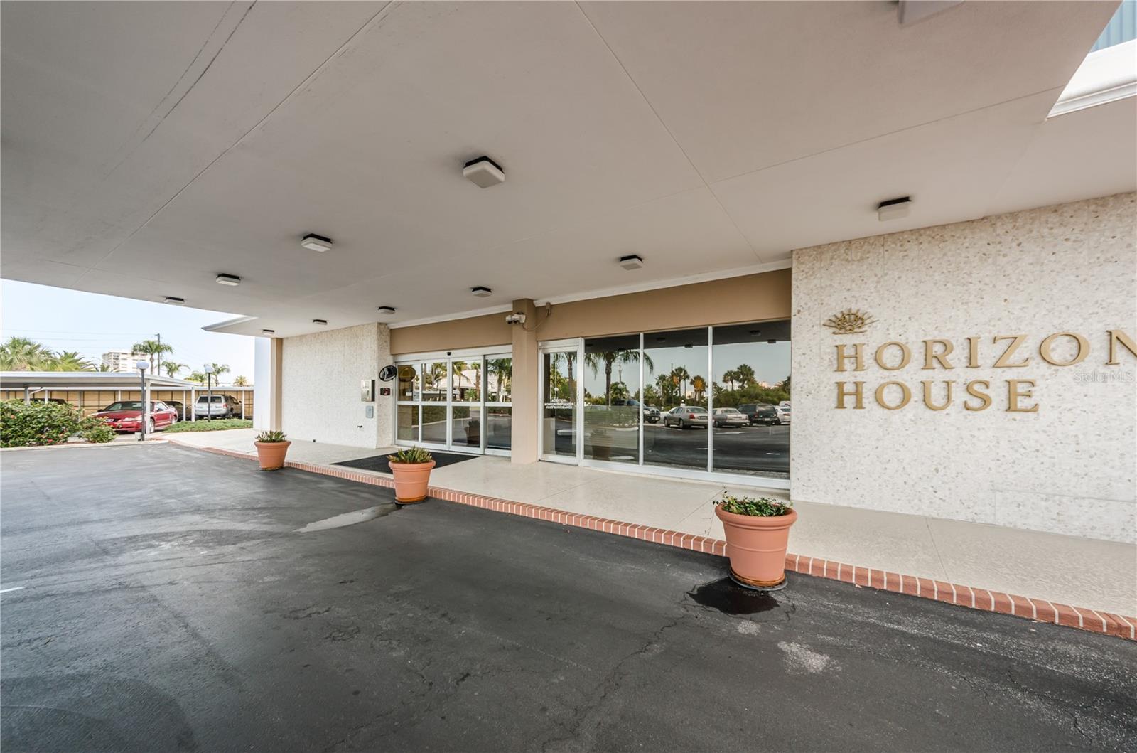 HORIZON HOUSE CO-OP - Residential