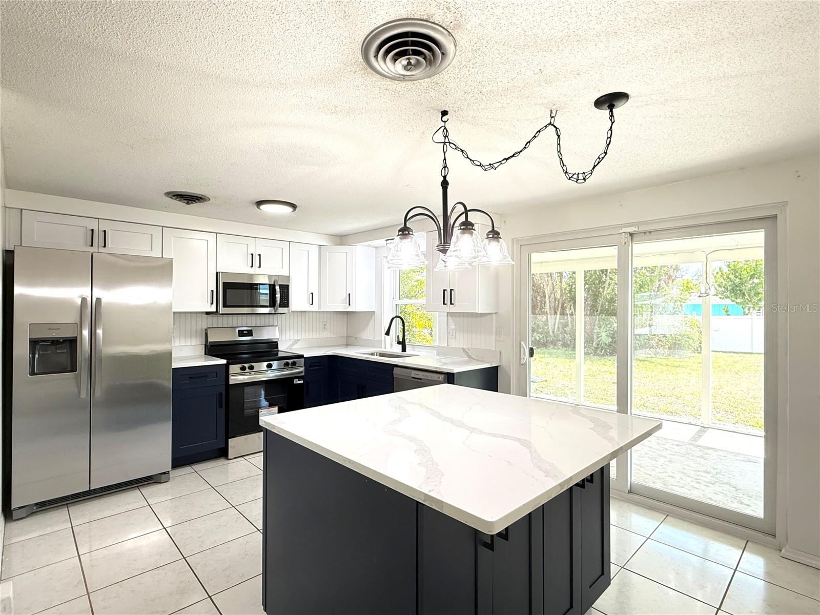 BAY VISTA BLVD ADD 03 - Residential