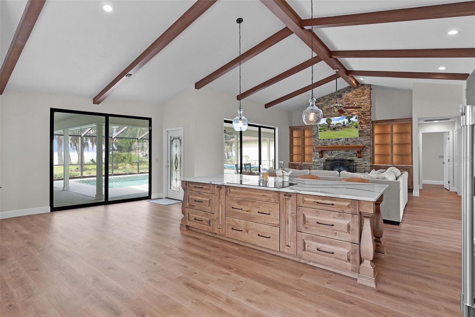 EUSTIS PROMONTORY COVE - Residential