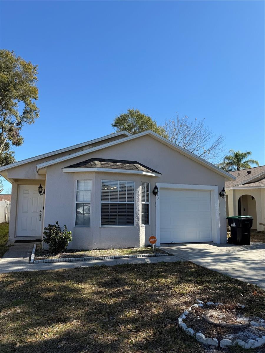 ISLANDS PH 01 - Residential Lease