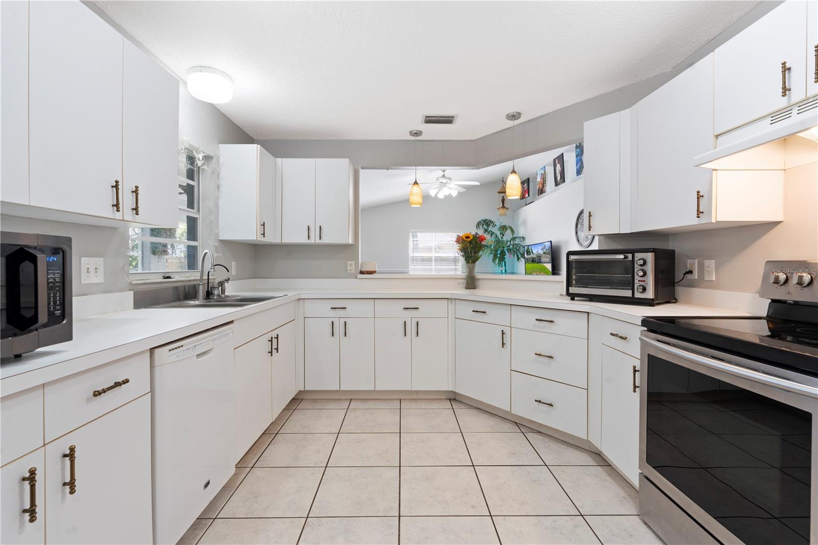 TEMPLE HILLS UNIT 2 - Residential