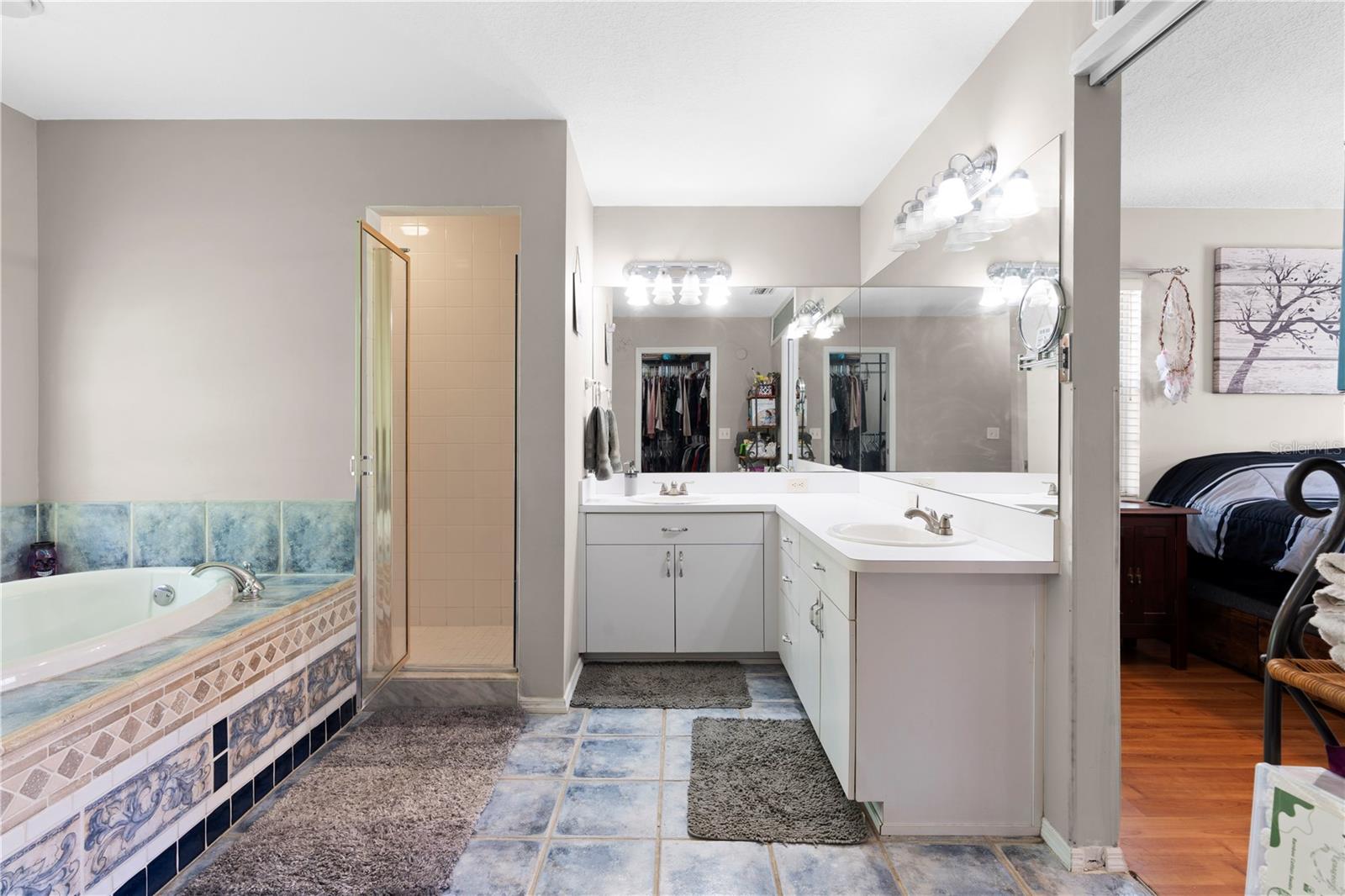 TEMPLE HILLS UNIT 2 - Residential