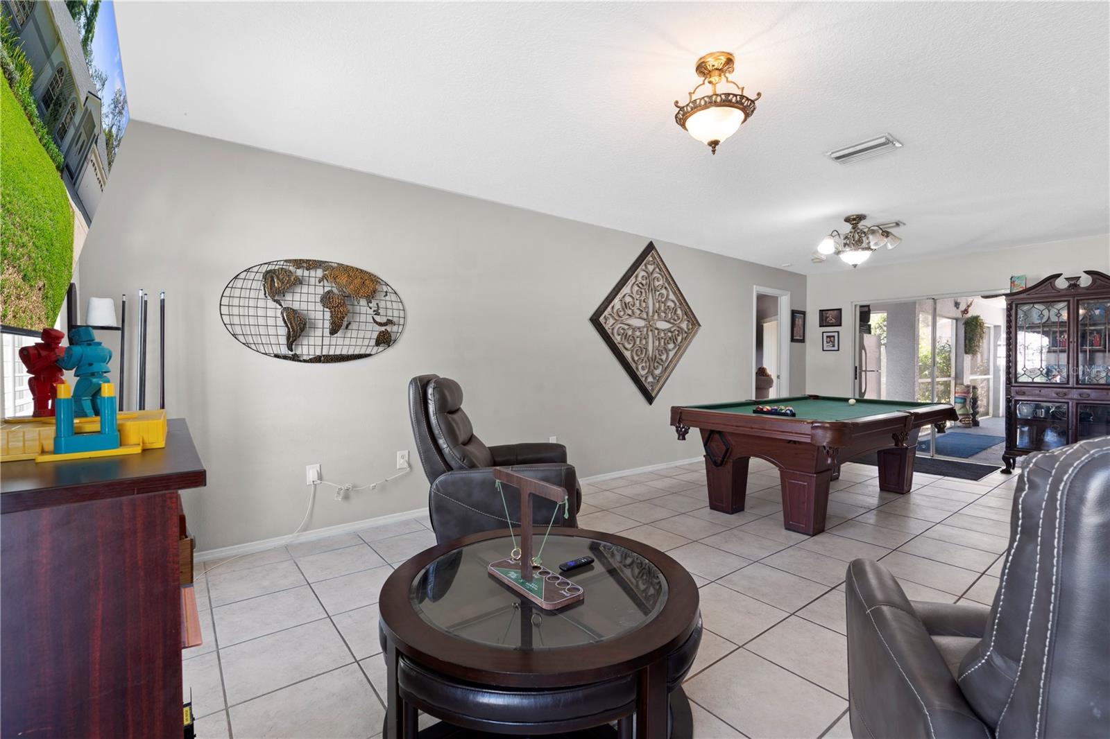 TEMPLE HILLS UNIT 2 - Residential