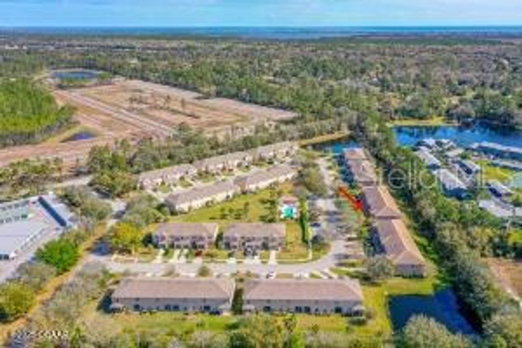 Photo of 39 Bella Vita Way, Ormond Beach, FL 32174 (MLS # V4943619)