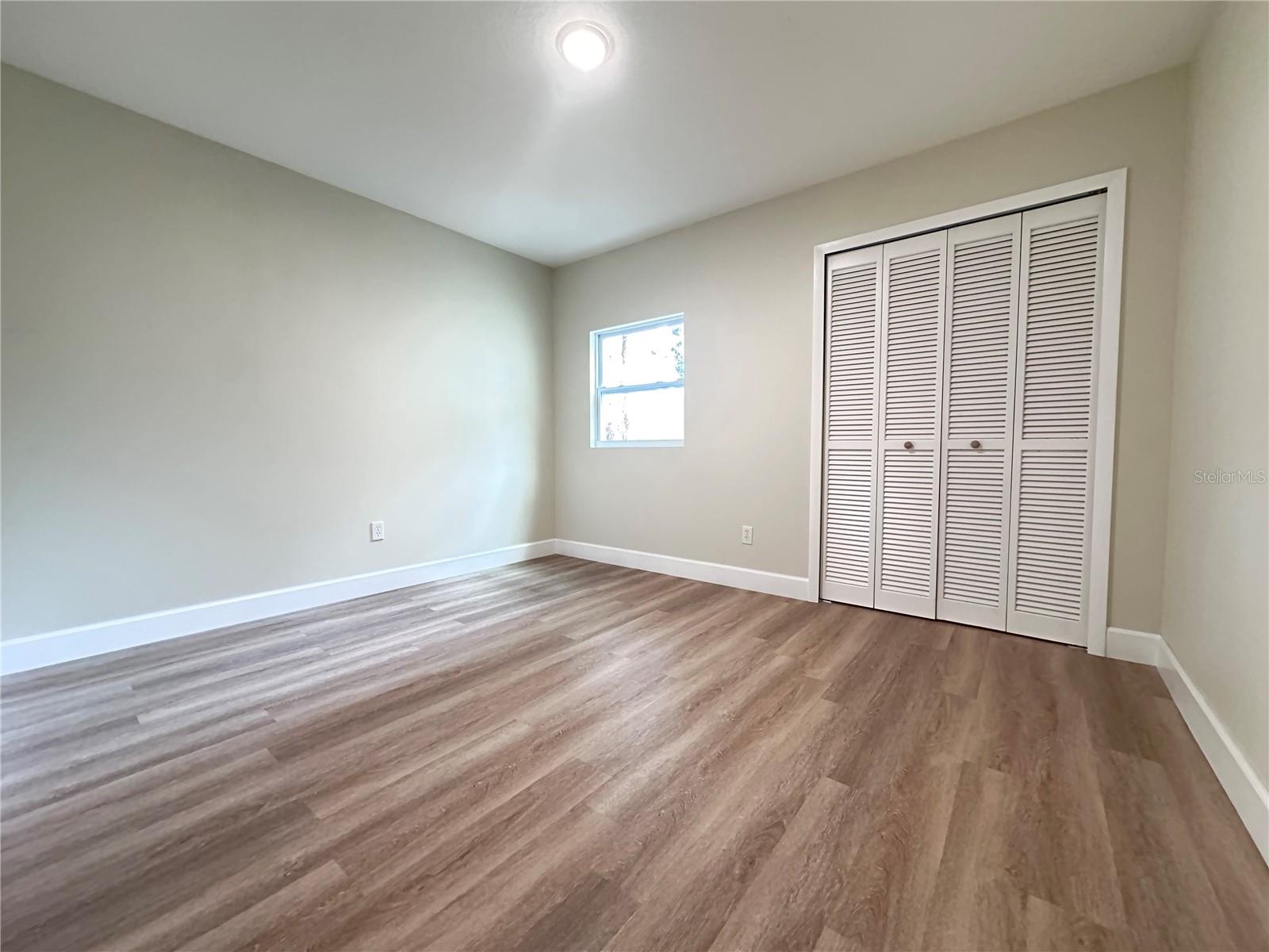 ROCKLEDGE COUNTRY CLUB ESTATES - Residential