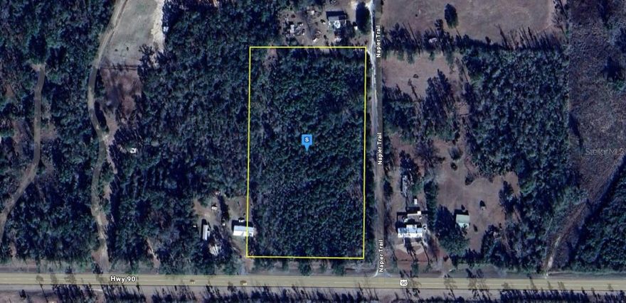 This 5.0-acre vacant lot in Jackson, FL, offers the perfect blend of peaceful country living and convenient access to nearby amenities. Ideally located just 10 minutes from Marianna and Chipola College, 13 minutes from Florida Caverns State Park, and 19 minutes from Blue Springs, you’ll enjoy easy access to charming shops, local restaurants, and entertainment. Outdoor enthusiasts will appreciate the abundance of nearby boating, hiking, and fishing opportunities, all within a comfortable drive to the stunning Gulf beaches. Listed for land only and offered As-Is; street addresses are for listing purposes only, with a true address assigned upon improvement. With its prime location and endless recreational possibilities, this property is a beautiful setting to build your dream home or getaway retreat.
I MAKE IT MY POLICY TO PUT ALL KNOWN INFORMATION ABOUT EACH LOT IN THE WRITE UP DETAILS, SO IF YOU DON’T SEE THE ANSWER YOU’RE LOOKING FOR , PLEASE CONTACT THE COUNTY TO GATHER INFORMATION.PLEASE UNDERSTAND WHEN BUYING OR SELLING VACANT/RAW LAND THIS IS USUALLY THE CASE. THE LISTING AGENT DOES NOT GUARANTEE THE ACCURACY OF THE INFORMATION IN THIS LISTING AND IS TO BE HELD HARMLESS OF ANY MISREPRESENTATION. BUYERS ARE ENCOURAGED TO DO THEIR OWN DUE DILIGENCE TO MAKE SURE THE LOT IS A GOOD FIT. SELLERS HAVE STATED THAT THEY WISH TO SELECT THE TITLE AGENCY FOR CLOSING. THEY ARE WILLING TO COVER THAT COST AT CLOSING. THANK YOU FOR LOOKING. THIS IS A FLAT FEE LIMITED-SERVICE LISTING.
