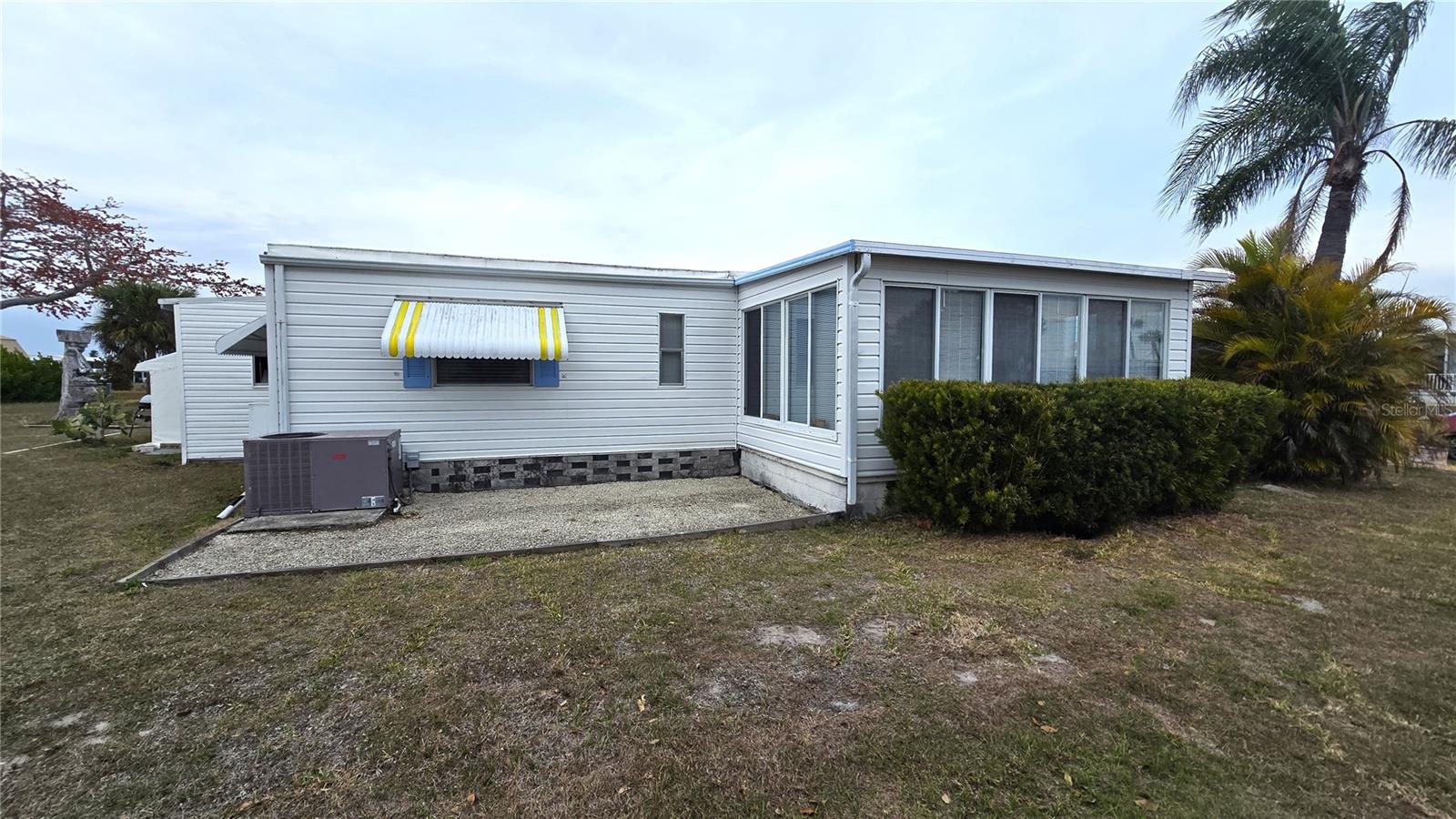 HOLIDAY MOB ESTATES 3RD ADD - Residential