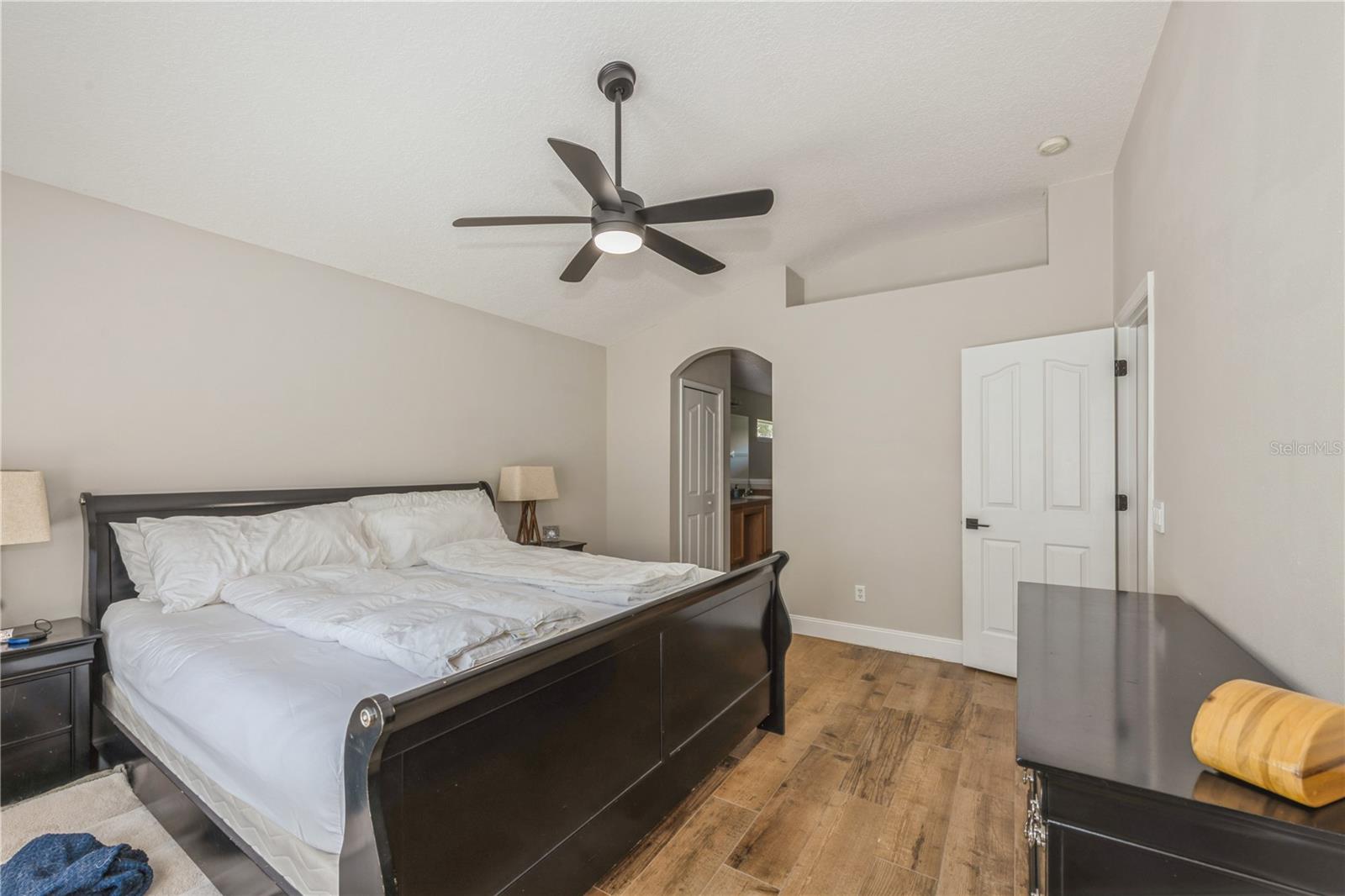 FAIRWAYS AT MT PLYMOUTH PH 01 LT 01 - Residential