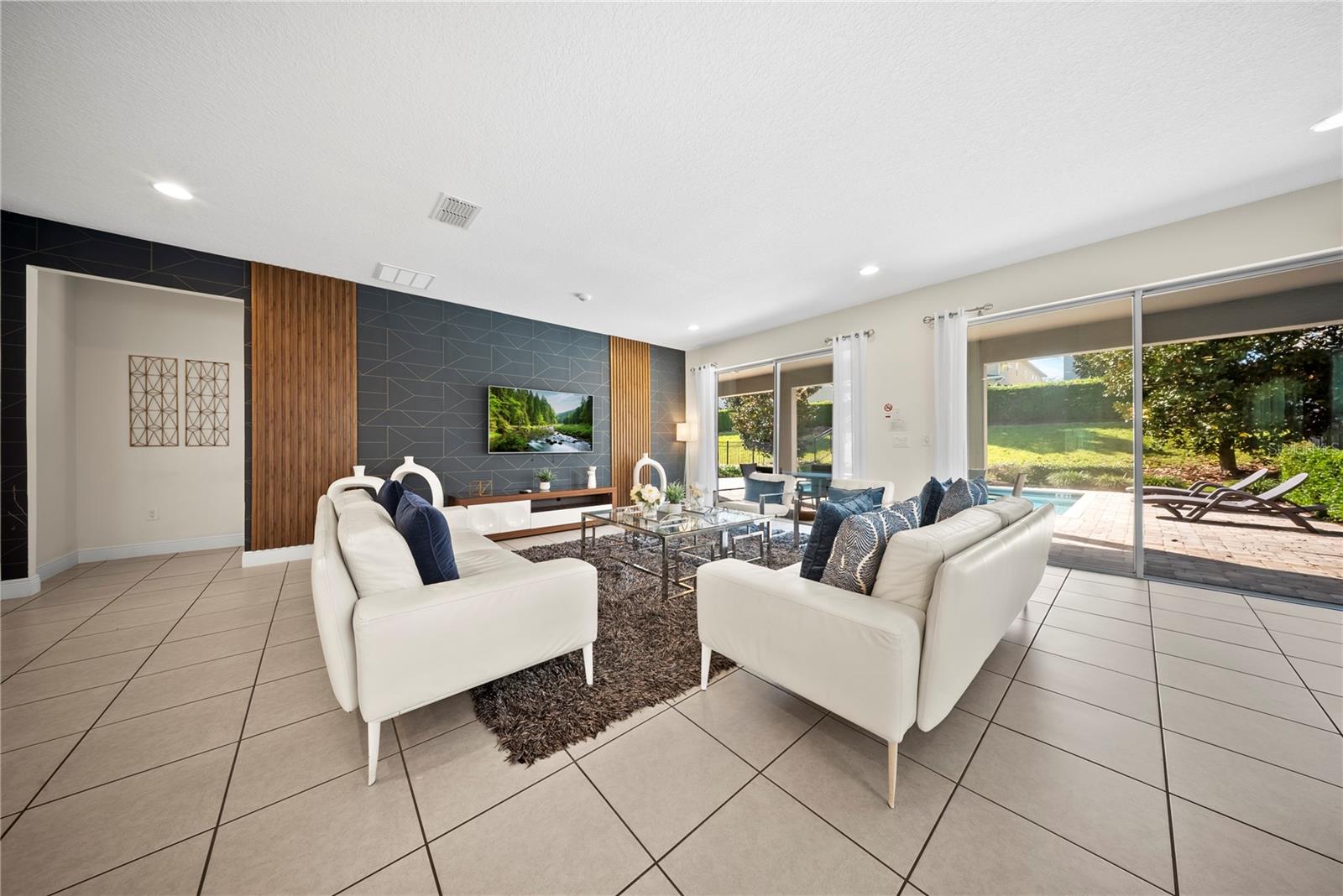 REUNION WEST PH 1 EAST - Residential