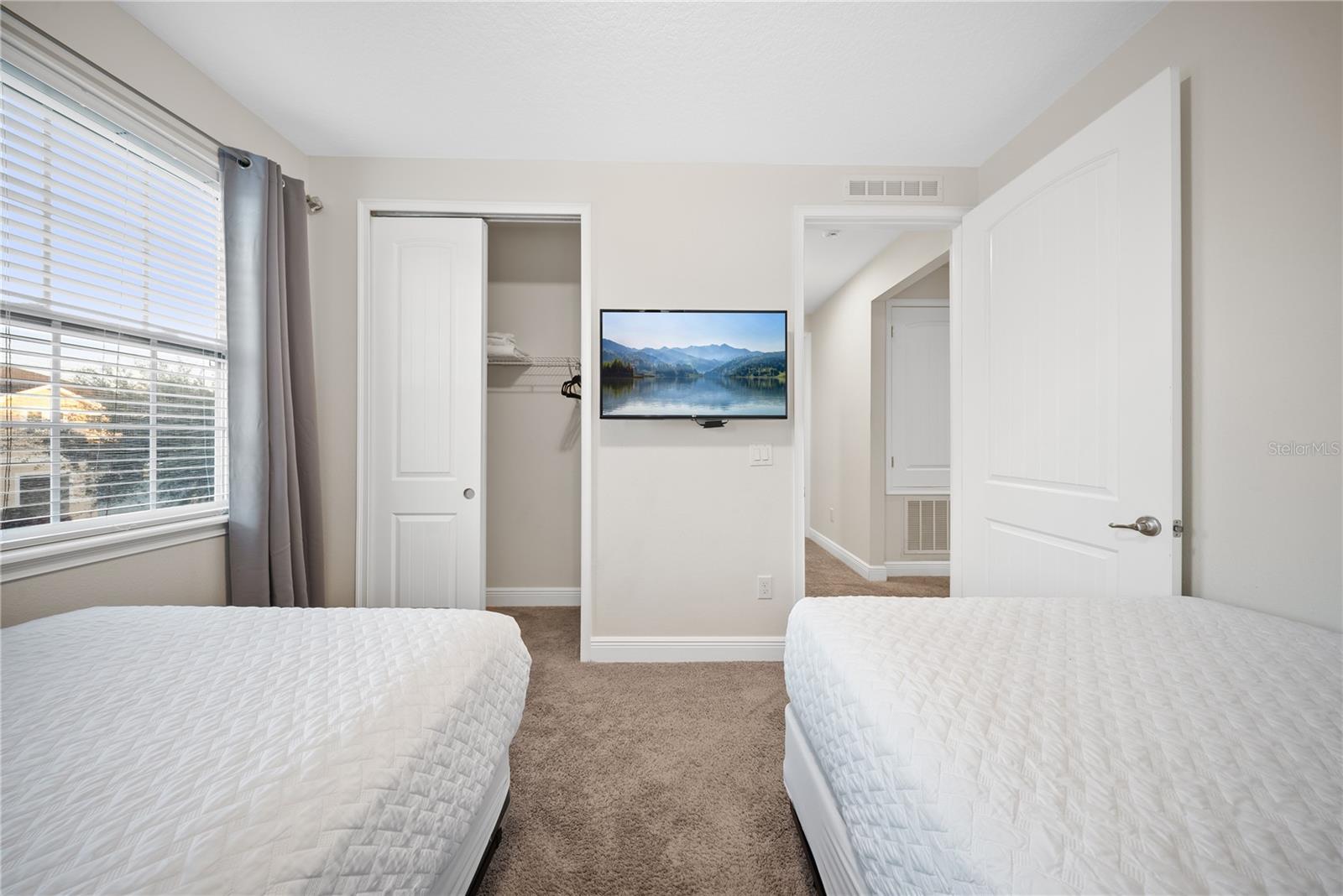 REUNION WEST PH 1 EAST - Residential