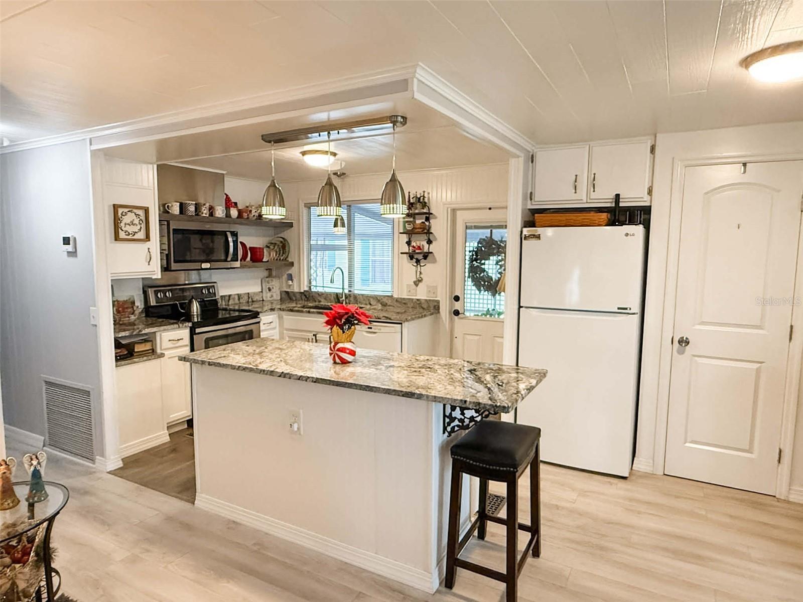 EMERALD LAKES CO OP INC - Residential