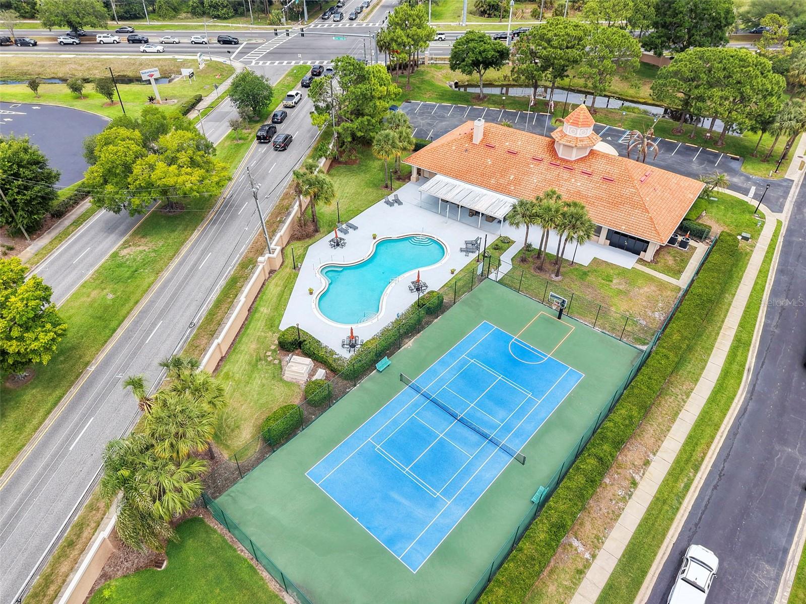WATERVIEW TWNHMS SEC 01 - Residential