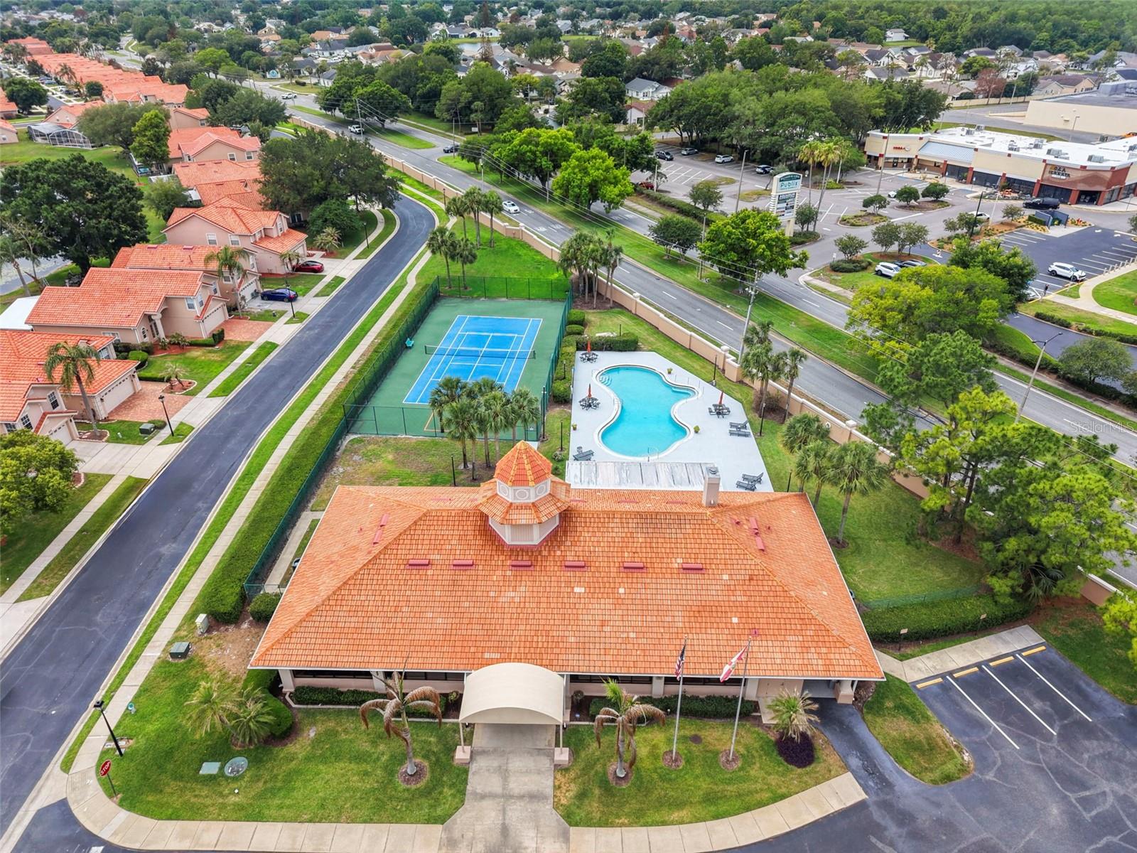 WATERVIEW TWNHMS SEC 01 - Residential
