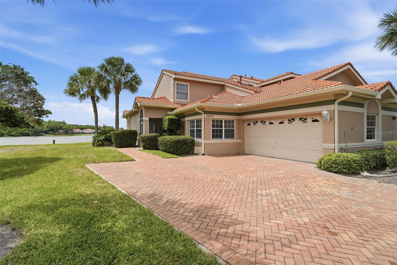 WATERVIEW TWNHMS SEC 01 - Residential