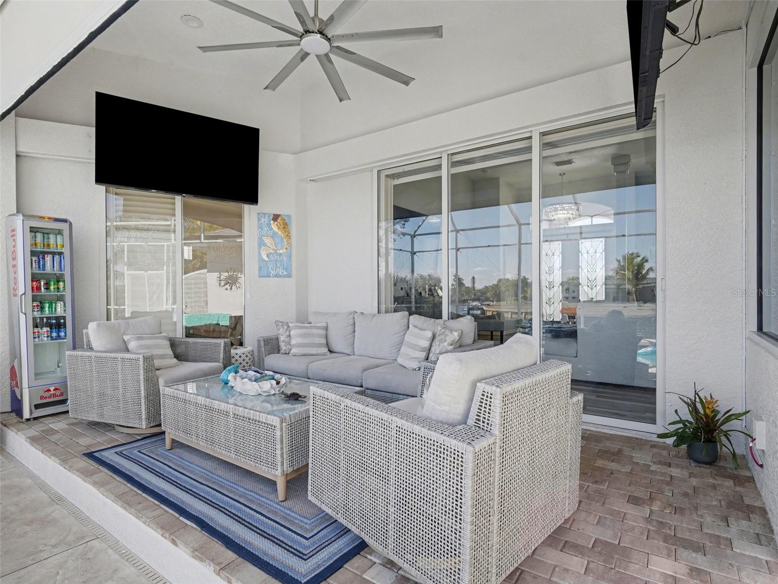 4256 BEACH VIEW COURT, PORT CHARLOTTE, FL, 33948 3 4256 BEACH VIEW COURT