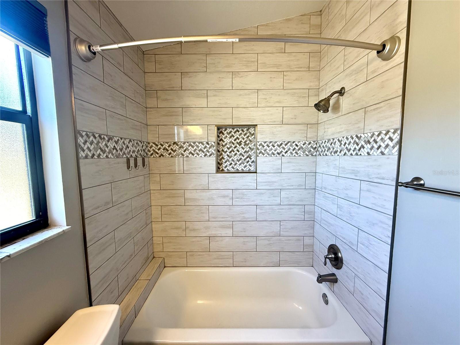 COUNTRYWAY PRCL B TRCT 8 PH 3 - Residential Lease