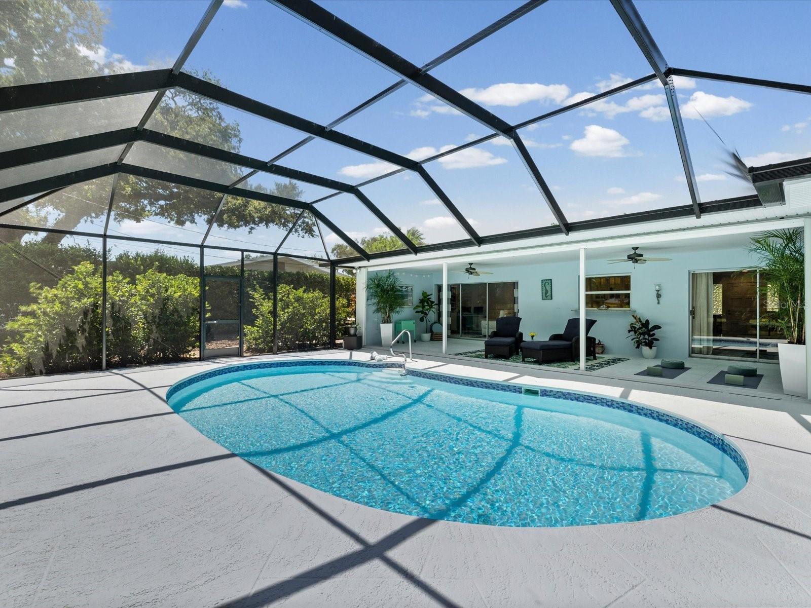 2285 WATROUS DRIVE