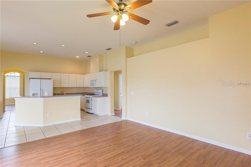 ABBEY GROVE - Residential Lease