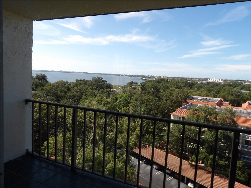 Photo of 2699 Seville Boulevard #802, Clearwater, FL 33764 (MLS # TB8536603)