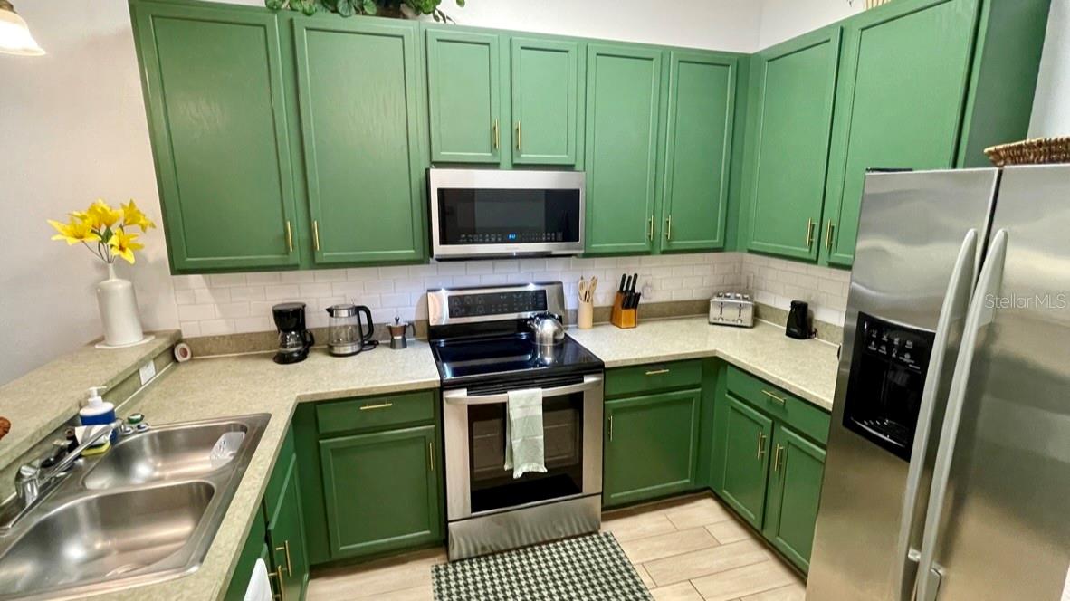 BAHAMA BAY - Residential