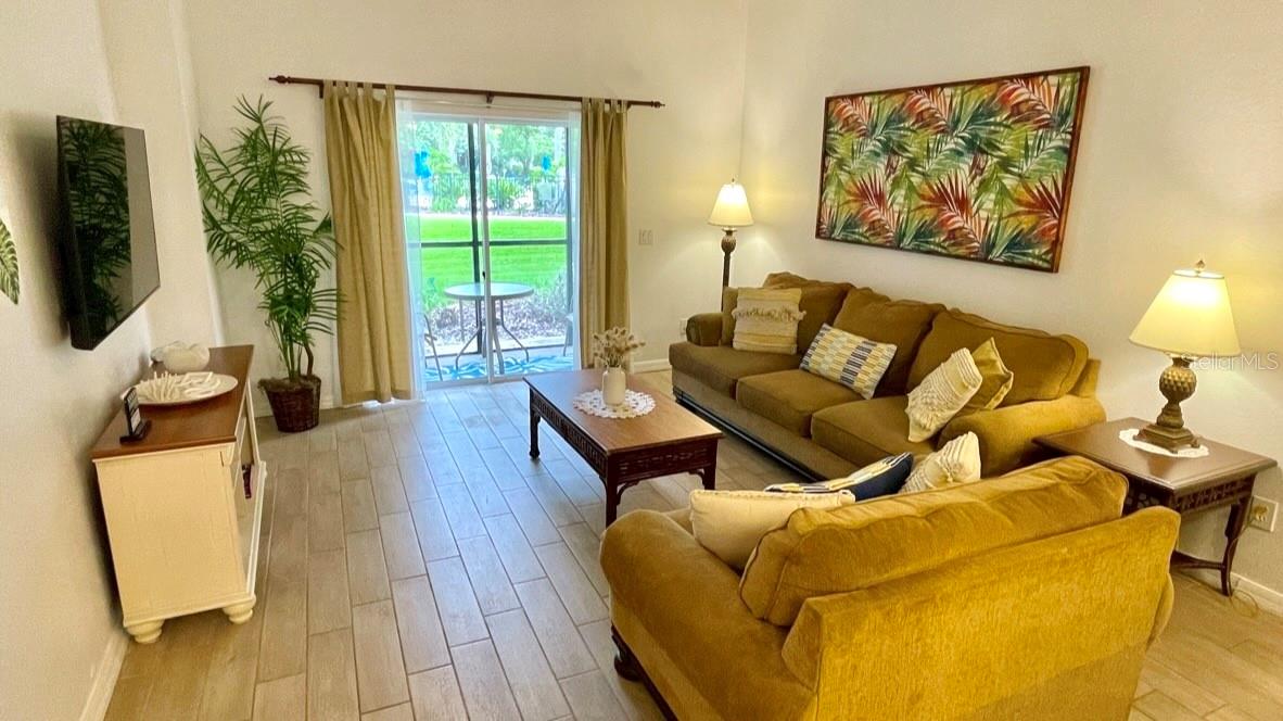 BAHAMA BAY - Residential