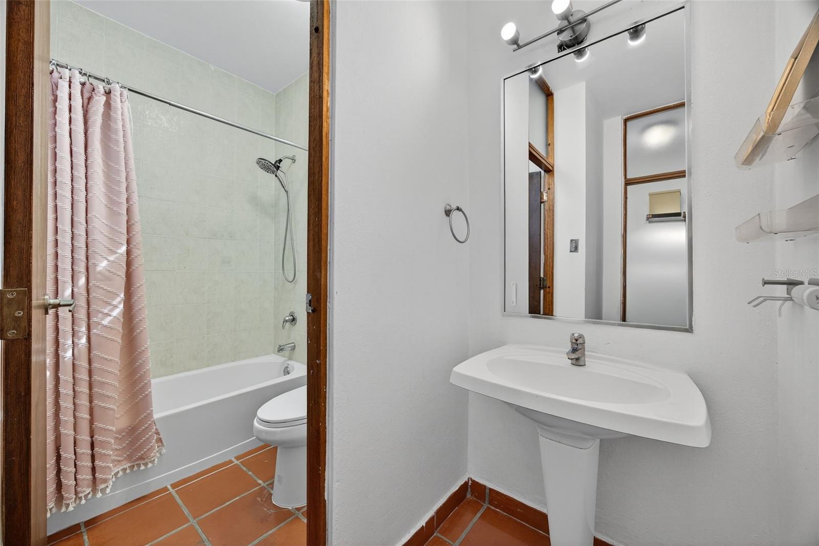 EL DORADO CLUB - Residential