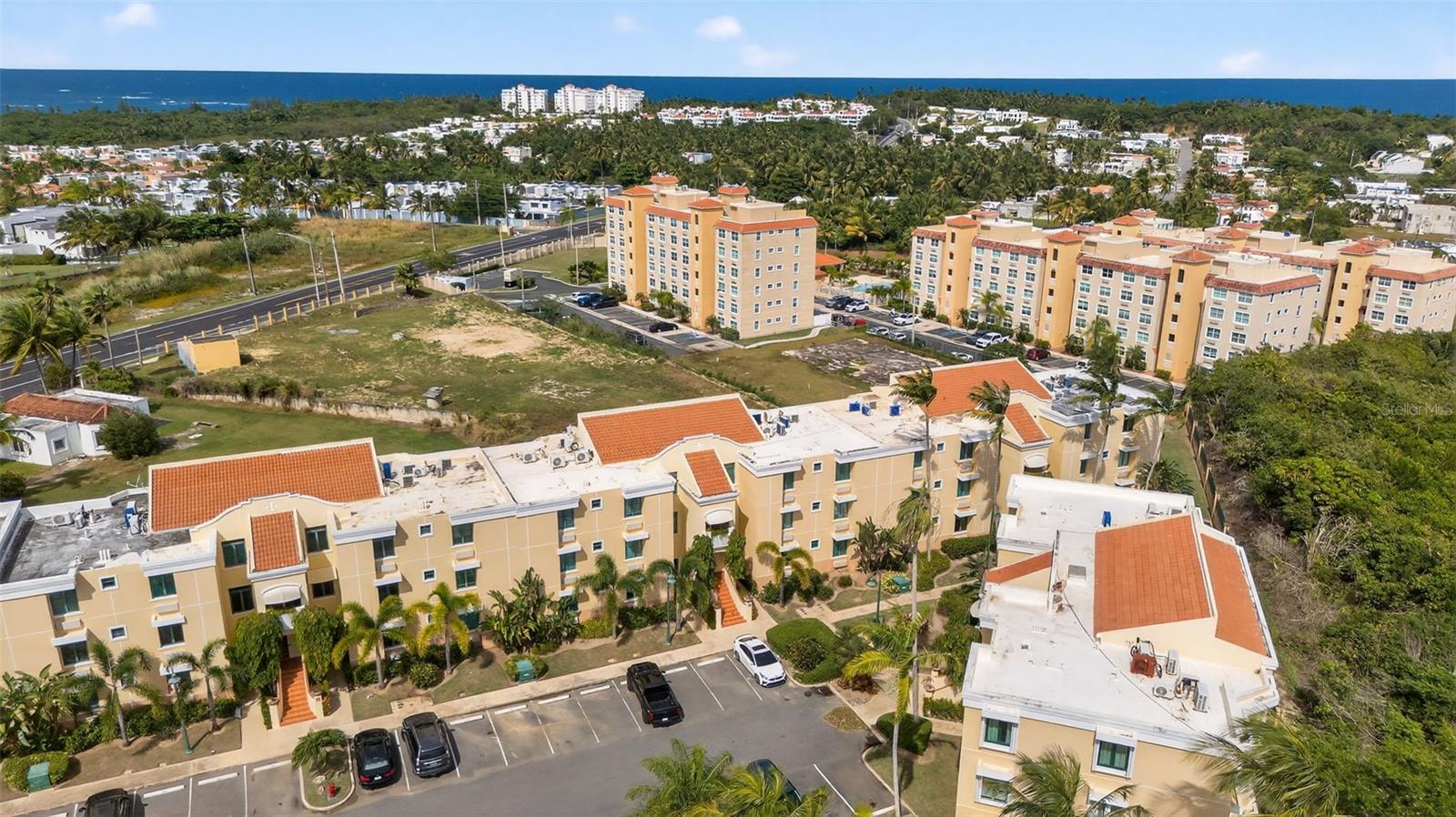 EL DORADO CLUB - Residential